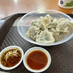 同心居 - 蒸し餃子 8個入り 4.80 SGD
            Steam Dumplings
            2022年7月21日