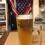 モンキー・ダイナー - 生ビール1杯目