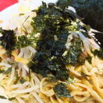 ラーメン二郎 - 刻み海苔にして♪