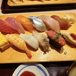 寿司 魚がし日本一 - 赤坂見附駅目の前の立地とこの値段、そして味を考えますと、大満足です。