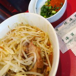 ラーメン二郎 - 汁なし半分＋ニンニク多め＋青ネギ海苔