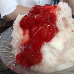 Enjoy Agano - 氷いちご300円+練乳50円・自家製イチゴジャム50円