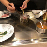 八重洲 steak & seafood 鉄板焼き 一心 - 出汁でしゃぶしゃぶ