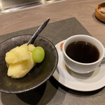 八重洲 steak & seafood 鉄板焼き 一心 - 青リンゴのシャーベット　最後までさっぱりと美味しい