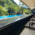 ベーカリー＆テーブル 東府や 足湯カフェ - 