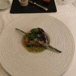 ラ・ブランシュ - ❼スズキのポワレ、キューリのソース
