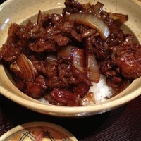 豚捨 KITTE丸の内店 - 牛丼