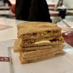 Ya Kun Family Cafe - セットA カヤバター 5.60 SGD
            Set A - Kaya Butter
            2022年7月21日