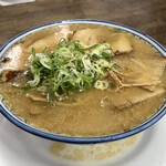 元祖赤のれん雄ちゃんラーメン - チャーシューメン（880円税込）