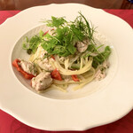 リストランテ アクアパッツァ - 自家製ツナと玉葱のスパゲッティーニ　フェンネル風味