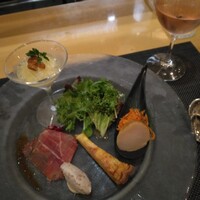 セサンパ - 冷製前菜盛り合わせとロゼワイン
