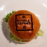 神戸牛炉釜炭焼ステーキ IDEA - 神戸牛のミニハンバーガー