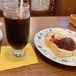 レトロカフェ 異人館 - アイスコーヒーと小倉トースト