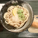 Hanamaru Udon - おろしぶっかけ中とごまいなり