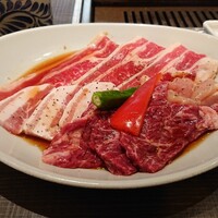 原宿焼肉 KINTAN - 牛カルビ、プラチナポーク、清流鶏、サガリ