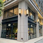 トシ・ヨロイヅカ 東京 - 