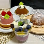 トシ・ヨロイヅカ 東京 - 