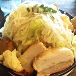 Taichi Shouten - レッド太一(野菜、ニンニク、濃い目)