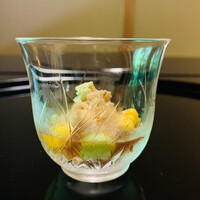 穂濤 - ① 先付-1：毛蟹と夏野菜（玉蜀黍+枝豆）の和え物、毛蟹出汁の餡掛け