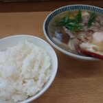 栄食堂 - 肉吸いスペシャル500円、ライス小140円