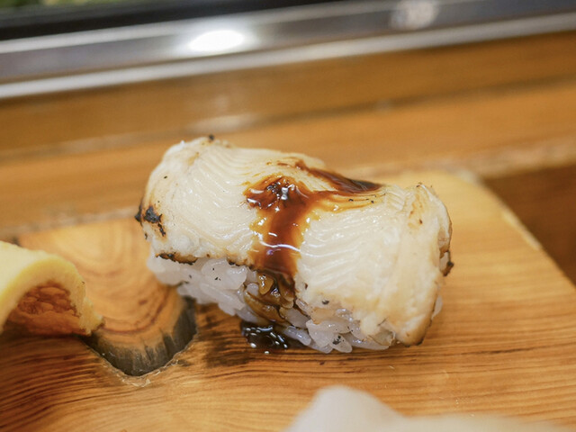 Yoshino Sushi Honten photo 3