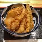 天婦羅たけうち - ギュッと詰まった松天丼
