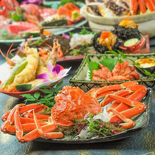 Creative Cuisine made with fresh Seafood delivered directly from the area♪