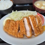 Tonkatsu Iso - スペカツ定食税込み1540円