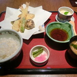 Mangetsu - 天ぷら定食