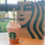 STARBUCKS COFFEE - 桃MOREフラペチーノ美味しすぎる(*^^*)