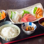Daily fresh fish sashimi set meal