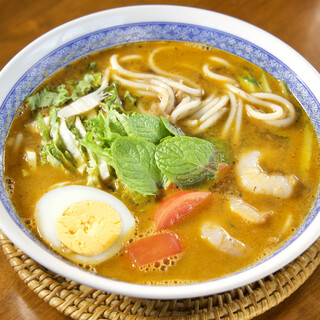 “Assam Laksa” is a noodle dish that Penang Island, the pearl of the orient, is proud of.