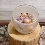 MONICA - 鯵と桃のマリネ フヌイユのムース