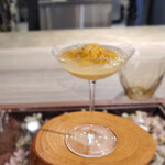 MONICA - カクテルグラスに綺麗で涼やかな盛り付け。