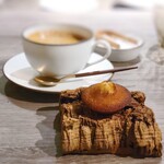 MONICA - 最後は猪の脂とバターを使ったフィナンシェです。最後まで心地よく、素敵な時間を過ごせました。ごちそうさまでした。