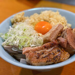 Orusou - ２０２２年８月再訪：鬼蕎麦＋生卵＋豚一枚☆
