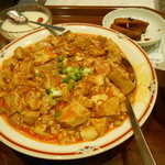 四川料理 川府 - 麻婆豆腐は辛くはなく山椒が効いていて自分好み