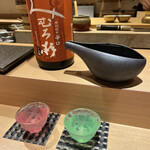 Namba Sushi Yokota - ★みむろ杉・特別純米酒(奈良)日本酒の始まりどころ奈良。日本最古の大神神社のそばに350年以上の歴史をもつ酒蔵。ふくよかだけど瑞々しい透明感！これぞ聖酒だと思います！