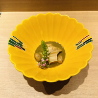 難波 鮨 よこ田 - 美味しかった蒸し鮑と肝ソース♡