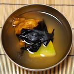 よし町 - 2022.8 お椀（霞ヶ浦産鯉、冬瓜、岩茸）