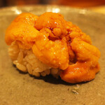 鮓 きずな - バフン雲丹(北海道)握り