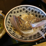 彩肉旬菜 安堵 - 炙りイサキの刺身付き