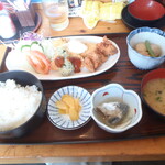 くつろぎ亭ひこべえ  - 日替わり定食　880円