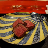 にくの匠 三芳 - 但馬牛ステーキ(水分を飛ばした焼き方)