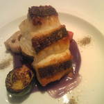 ローザネーラ - A：すずきのソテー黒じゃがいものソース　粉末ケイパー添え