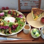 cafe zakka  hinatabocco - 3月のキッシュランチ