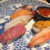 寿司和食しかま - しかま握りの一部