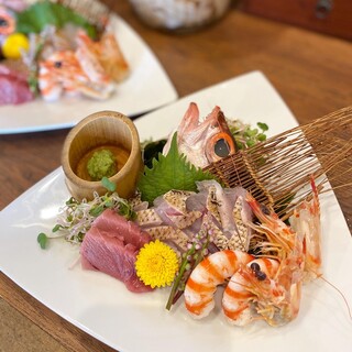 地産地消！旬の食材をふんだんに使ったおまかせコースがおすすめ