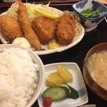 Tonkatsutompei - ミックスフライ定食