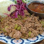 東新宿 サンラサー - 枝豆と豚挽肉が美味い！